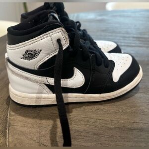 Kids Air Jordan high tops size 10c toddler